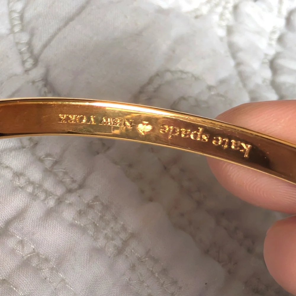 Kate Spade Heart Of Gold Idiom Bangle - Picture 2 of 4